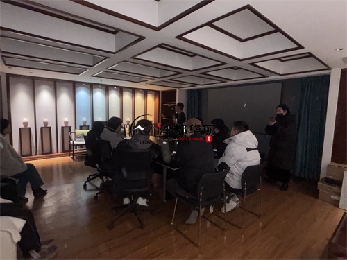 銀川裝修公司|銀川主案設(shè)計(jì)師前往燈具廠家現(xiàn)場(chǎng)學(xué)習(xí) 